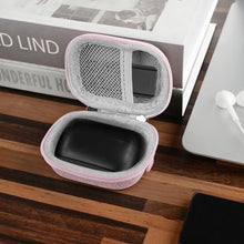 画像をギャラリービューアに読み込む, Geekria シールドケース カラビナ付きジャブラ Jabra Elite 10 Gen 2、Elite 75t、Elite 65t、Elite10 トゥルーワイヤレスイヤホンに対応 交換用保護ハードシェルトラベルキャリングバッグ ケーブル収納付き (粉)