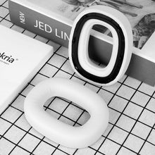 画像をギャラリービューアに読み込む, Geekria イヤーパッド QuickFit 互換性 パッド Bowers & Wilkins B&W Px8, Px7 S2 ( Do Not Fit Px7, Px7S2e) ヘッドホンに対応 パッド イヤー / イヤーカップ プロテインレザー (ホワイト)