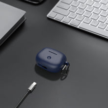 画像をギャラリービューアに読み込む, Geekria シリコンカバー 互換性カバービーアンドダブリュ B&W Pi8 対応 True Wireless Earbuds 充電ケースカバー 外装カバー キーホルダーフック付き、充電ポートアクセス可能 (青)