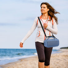 画像をギャラリービューアに読み込む, Geekria シリコーンスピーカーケース カバー 互換性カバーボーズ Bose SoundLink Maxに 対応 保護用の防水ソフトスキン、スピーカーケース、ショルダーストラップ付き (青)