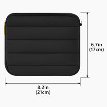 画像をギャラリービューアに読み込む, Geekria NOVA ヘッドホン用パフィーポーチ ジェイビーエル JBL Tour One M3、ボーズ Bose QC Ultra、ゼンハイザー Sennheiser PXC 550-II 対応 ソフトシェル交換用保護トラベルキャリーバッグ ケーブル収納付き (ブラック)