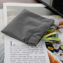 画像をギャラリービューアに読み込む, Geekria 2パック ソフト マイクロファイバー ヘッドホン カバー イヤホン スリーブ ポケット 小銭入れ 小物を整理 USBドライブ/SD/TFカード/キー収納 便利なスマートフォン アクセサリー