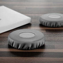 画像をギャラリービューアに読み込む, Geekria QuickFit イヤーパッド 互換性 パッド ボーズ Bose On-Ear OE2, OE2i ヘッドホンに対応 イヤパッド/イヤークッション/イヤーカップ ( プロテインレザー / グレー )