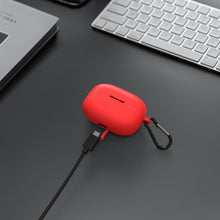 画像をギャラリービューアに読み込む, Geekria シリコン カバー 互換性 カバー HONOR Earbuds 3 Pro 対応 True Wireless Earbuds 充電ケース充電ケースカバー 外装カバー キーホルダーフック付き、充電ポートアクセス可能 (Red)