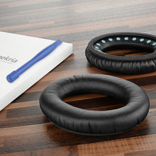 画像をギャラリービューアに読み込む, Geekria QuickFit イヤーパッド 互換性 パッド ボーズ Bose QuietComfort 15, QC15, QC2 ヘッドホンに対応 イヤパッド/イヤークッション/イヤーカップ ( プロテインレザー / ブラック )