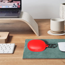 画像をギャラリービューアに読み込む, Geekria シリコン カバー 互換性 カバー Anker Soundcore Liberty 3 Pro 対応 True Wireless Earbuds 充電ケース充電ケースカバー 外装カバー キーホルダーフック付き 充電ポートアクセス可能 (Red)