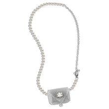 画像をギャラリービューアに読み込む, Geekria ケース ヘッドホンケース 互換性 ハードケース 旅行用 ハードシェルケース Apple AirPods 1&2, Pro, Anker Soundcore Liberty Air 2 に対応 収納ポーチ付き (Silver)