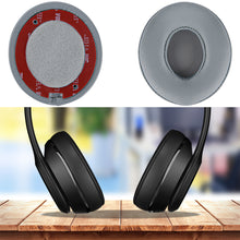 画像をギャラリービューアに読み込む, Geekria QuickFit イヤーパッド 互換性 パッド ビーツバイドクタードレ Beats Solo 3, Solo 3.0 Wireless (A1796) ヘッドホンに対応 イヤパッド/イヤークッション/イヤーカップ (プロテインレザー / グレー)