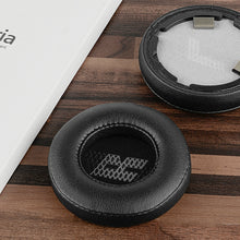 画像をギャラリービューアに読み込む, Geekria イヤーパッド QuickFit 互換性 パッド ジェイビーエル JBL Live 400BT/ Live 460NC ヘッドホンに対応 パッド イヤー / イヤーカップ (プロテインレザー / ブラック)