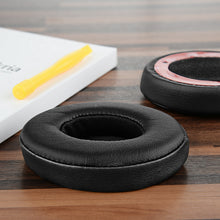 画像をギャラリービューアに読み込む, Geekria QuickFit イヤーパッド 互換性 パッド ビーツバイドクタードレ Beats Solo 2 Wired, Solo2.0 Wired (B0518) ヘッドホンに対応 イヤパッド/イヤークッション/イヤーカップ ( プロテインレザー / ブラック )