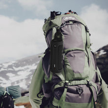 画像をギャラリービューアに読み込む, Geekria シリコーン スピーカーケース カバー 互換性カバー ジェイビーエル JBL FLIP 5 に 対応 保護用の防水ソフトスキン、Bluetoothスピーカーケース、キーホルダーフック付き (黒)