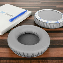 画像をギャラリービューアに読み込む, Geekria イヤーパッド QuickFit 互換性 パッド スティールシリーズ SteelSeries Siberia V1, Siberia V2, Siberia V3 Prism Gaming ヘッドホンに対応 パッド イヤー / イヤーカップ ( プロテインレザー / グレー )