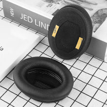 画像をギャラリービューアに読み込む, Geekria イヤーパッド Elite 互換性 パッド ボーズ Bose QCSE, QC45, QC35, QC35 ii, QC35 ii Gaming, QC25, QC15, QC2, AE2, AE2i, AE2w, SoundTrue, SoundLink Around-Ear, New Quietcomfort ヘッドホンに対応 パッド イヤー / イヤーカップ (シープスキン / ブラック)