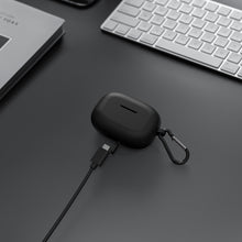 画像をギャラリービューアに読み込む, Geekria シリコン カバー 互換性 カバー HONOR Earbuds 3 Pro 対応 True Wireless Earbuds 充電ケース充電ケースカバー 外装カバー キーホルダーフック付き、充電ポートアクセス可能 (Black)