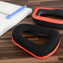 画像をギャラリービューアに読み込む, Geekria イヤーパッド Comfort 互換性 パッド ロジクール Logitech G35, G430, G432, G332, G930, F450 ヘッドホンに対応 パッド イヤー / イヤーカップ ( メッシュファブリック / ブラックレッド )