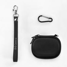 画像をギャラリービューアに読み込む, Geekria シールド イヤフォン ケース アップル Apple AirPods 4/3/2/Pro 2 完全ワイヤレス イヤフォンと互換性あり、交換用ハードシェル トラベル キャリング バッグ カラビナ クリップ付き (黒)