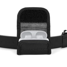 画像をギャラリービューアに読み込む, Geekria イヤホンポーチ ベルトループ付きビーツバイドクタードレ Beats Solo Buds, Studio Buds に対応 イヤホンケース ベルトホルスター バッグストラップ用クリップホルダー付き保護ケースカバー オールラウンド保護 (ブラック)