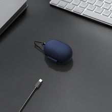 画像をギャラリービューアに読み込む, Geekriaシリコンカバー 互換性 カバーボーズ Bose New QuietComfort 対応 True Wireless Earbuds 充電ケースカバー 外装カバーキーホルダーフック付き、充電ポートアクセス可能、フロントLED可視 (青)