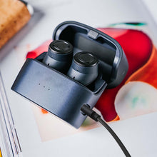 画像をギャラリービューアに読み込む, Geekria 充電ケーブル 互換性 Type-C 充電コード USB to USB-C オーディオテクニカ Audio-Technica ATH-M50xBT2, オーディオテクニカ ATH-CKS50TW2, 悲しげな Shokz New OpenFit 2 に対応 (黒/30cm 2パック)