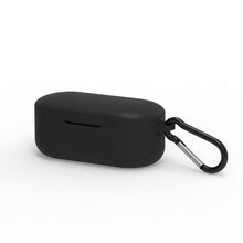 画像をギャラリービューアに読み込む, Geekria シリコンカバー 互換性カバーデノン Denon PerL 対応 True Wireless Earbuds 充電ケースカバー 外装カバーキーホルダーフック付き充電ポートアクセス可能フロントLED可視(黒)