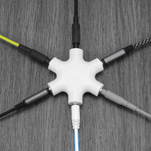 画像をギャラリービューアに読み込む, 3.5mmオーディオケーブル1-6分岐ケーブル