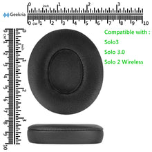 画像をギャラリービューアに読み込む, Geekria イヤーパッド QuickFit 互換性 パッド ビーツバイドクタードレ Beats Solo 3, Solo 3.0 Wireless (A1796) ヘッドホンに対応 パッド イヤー / イヤーカップ プロテインレザー (ブラック)