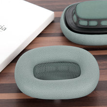 画像をギャラリービューアに読み込む, Geekria イヤーパッド QuickFit 互換性 パッド アップル Apple Airpod MAX ヘッドホンに対応 イヤパッド/イヤークッション/イヤーカップ ( プロテインレザー / 緑 )