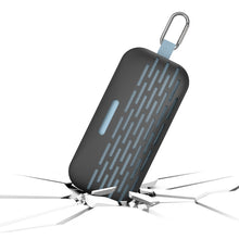 画像をギャラリービューアに読み込む, Geekria シリコーン スピーカーケース カバー 互換性カバーボーズ Bose SoundLink Flex Gen 1 に 対応 保護用の防水ソフトスキン、Bluetoothスピーカーケース、キーホルダーフック付き (Black)