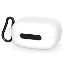 画像をギャラリービューアに読み込む, Geekria シリコン カバー 互換性 カバー アンカー Anker Soundcore C40i 対応 True Wireless Earbuds 充電ケースカバー 外装カバー キーホルダーフック付き、充電ポートアクセス可能 (白)