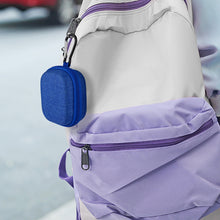 画像をギャラリービューアに読み込む, Geekria Shield イヤホンケース サウンドコアアンカー Anker Soundcore AeroClip, C40i, P40i, P30i, C30i, P20i True Wirelessイヤホン対応 交換用ハードシェル トラベルキャリーバッグ ケーブル収納付き (ブルー)