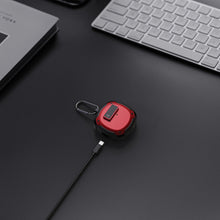 画像をギャラリービューアに読み込む, Geekria TPU カバー 互換性 カバー HUAWEI Freebuds 4E, Freebuds 4 対応 True Wireless Earbuds 充電ケース充電ケースカバー 外装カバー キーホルダーフック付き、充電ポートアクセス可能 (赤)