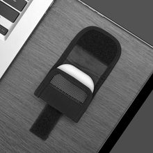 画像をギャラリービューアに読み込む, Geekria イヤホンポーチ ベルトループ付きサムスン SAMSUNG Galaxy Buds3 FE, Galaxy Buds2, Galaxy Buds FE 対応 イヤホンケース ベルトホルスター バッグストラップ用クリップホルダー付き保護ケースカバー 全面保護 (ブラック)