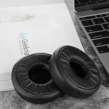 画像をギャラリービューアに読み込む, Geekria イヤーパッド QuickFit 互換性 パッドアーカーゲー AKG N60NC Wireless ヘッドホンに対応 パッド イヤー / イヤーカップ (プロテインレザー / ブラック )