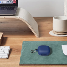 画像をギャラリービューアに読み込む, Geekria シリコン カバー 互換性 カバー アンカー Anker Soundcore C40i 対応 True Wireless Earbuds 充電ケースカバー 外装カバー キーホルダーフック付き、充電ポートアクセス可能 (青)