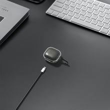 画像をギャラリービューアに読み込む, Geekria Silicone カバー ジェイビーエル JBL T280TWS X2 と互換性のある True Wireless Earbuds 充電ケース カバー 充電ポートにアクセスするためのキーチェーン フック付き (Clear)