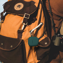 画像をギャラリービューアに読み込む, Geekria シリコンケース New Bose QuietComfort Earbuds II True Wireless Earbuds 充電ケースカバー 充電ポートにアクセスするためのキーチェーンフック付き