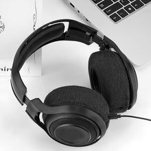 画像をギャラリービューアに読み込む, Geekria カバー 2ペア 互換性 イヤーパッドカバー (SGS認証済) 劣化防止、防塵 ヘッドホン 交換用 ストレッチニット 11-16CM ヘッドホン用 洗濯可 ( Large / ブラック・フラワリーグレー)