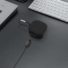 画像をギャラリービューアに読み込む, Geekria シリコン カバー 互換性 カバー Audio-Technica ATH-SQ1TW 対応 True Wireless Earbuds 充電ケース充電ケースカバー 外装カバー キーホルダーフック付き、充電ポートアクセス可能 (Black)