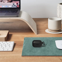 画像をギャラリービューアに読み込む, Geekria シリコン カバー 互換性 ジェイビーエル JBL Tune 230NC TWS 対応 True Wireless Earbuds 充電ケースカバー 外装カバー キーホルダーフック付き、充電ポートアクセス可能