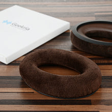 画像をギャラリービューアに読み込む, Geekria イヤーパッド Comfort 互換性 パッド ゼンハイザー PC350 SE, HD380, HMEC250, HD380 Pro, PXC350, PC350, PXE350, HME95 ヘッドホンに対応 イヤパッド/イヤークッション/イヤーカップ ベロア (褐色)