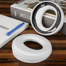 画像をギャラリービューアに読み込む, Geekria イヤーパッド QuickFit 互換性 パッド ソニー Sony PlayStation Gold Wireless Stereo CECHYA-0083 ヘッドホンに対応 パッド イヤー / イヤーカップ ( プロテインレザー / 白い )
