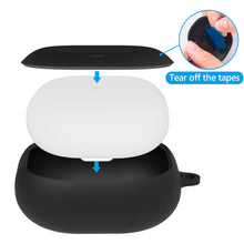 画像をギャラリービューアに読み込む, Geekria シリコン カバー 互換性 カバー Anker Soundcore Liberty Air 2 Pro 対応 True Wireless Earbuds 充電ケース充電ケースカバー 外装カバー キーホルダーフック付き、充電ポートアクセス可能 (Black)