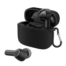 画像をギャラリービューアに読み込む, Geekria ケース Anker Soundcore Liberty Air 2 シリコンケース カバー 一体設計 紛失防止 カラビナ付き 全面保護 装着したまま充電 携帯便利 ブラック