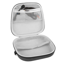 画像をギャラリービューアに読み込む, Geekria UltraShell ケース 互換性あ JBL Quantum 100, Quantum 200, Quantum 300, Quantum 400, Quantum 600, Quantum 800, Quantum One ヘッドホンに対応 交換 保護 用のハードケース ハードシェルトラベルキャリングバッグ アクセサリー用のスペースがあり (ダークグレー)