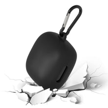 画像をギャラリービューアに読み込む, Geekria シリコン カバー 互換性 カバー アンカー Anker Soundcore P40i 対応 True Wireless Earbuds 充電ケースカバー 外装カバー キーホルダーフック付き、充電ポートアクセス可能 (黒)
