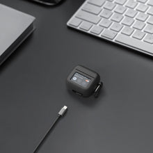 画像をギャラリービューアに読み込む, Geekria シリコン カバー 互換性 カバー ジェイビーエル JBL Tour Pro 3 対応 True Wireless Earbuds 充電ケースカバー 外装カバーキーホルダーフック付き、充電ポートアクセス可能 (黒)
