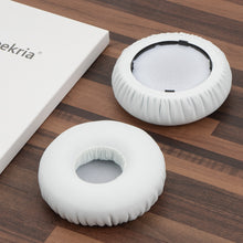 画像をギャラリービューアに読み込む, Geekria イヤーパッド 互換性 パッド ビーツバイドクタードレ Beats Solo-Wireless (Solo-Bluetooth) (810-00012-00) (810-00012-01)ヘッドホンに対応 イヤパッド/イヤークッション/イヤーカップ (プロテインレザー / 白い )
