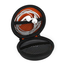 画像をギャラリービューアに読み込む, Geekria Shield イヤホンケース LG TONE Free T90/90S トゥルーワイヤレスイヤホンに対応 交換用ハードシェル トラベルキャリーバッグ ケーブル収納付き (ブラック)
