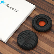 画像をギャラリービューアに読み込む, Geekria イヤーパッド 互換性 パッド コス Koss Porta Pro, PP/ KPH40/ KSC35/ KSC11/ KSC17/ KSC75 ヘッドホンに対応 パッド イヤー / イヤーカップ プロテインレザー (黒)
