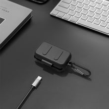画像をギャラリービューアに読み込む, Geekria シリコンカバー 互換性カバースカルキャンディ Skullcandy DIME/2 対応 True Wireless Earbuds 充電ケースカバー 外装カバー キーホルダーフック付き、充電ポートアクセス可能（黒）
